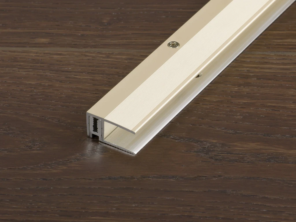 Proline Profilé De Finition PROVARIO Universal XL Aluminium Anodisé Champagne 1 Proline Profilé De Finition PROVARIO Universal XL Aluminium Anodisé Champagne