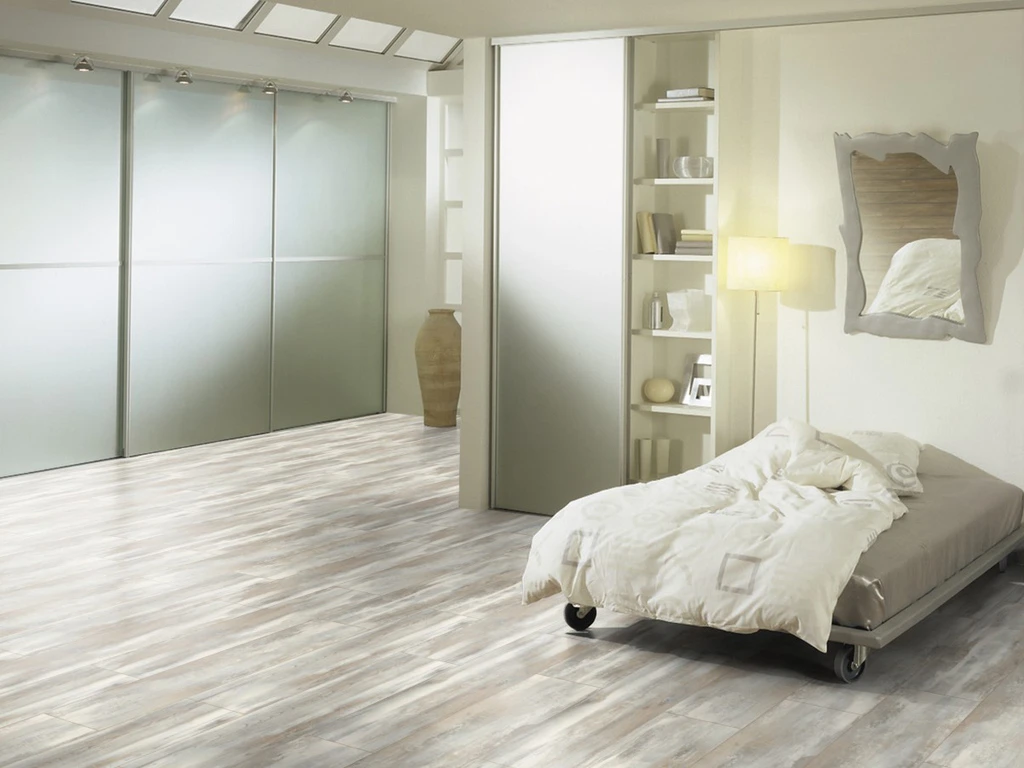 Stratifié Chêne Hella D4754 Mega Plus Format Carrelage - Style Maison De Campagne 5 Stratifié Chêne Hella D4754 Mega Plus Format Carrelage - Style Maison De Campagne – Image 5