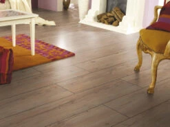 Stratifié Exquisit Plus Pinot Châtaignier D4716 Au Format De Lames Larges à L'ancienne -Meister Soldes Magasin KR Pinot Kastanie 3immGFySQLH47S