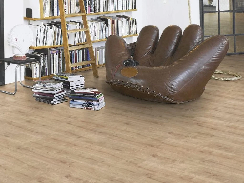 Stratifié Chêne Basic 400 Au Format De Lames Larges à L'ancienne 5 Stratifié Chêne Basic 400 Au Format De Lames Larges à L'ancienne – Image 5