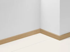 Plinthe Chêne D013 Décorative SL3